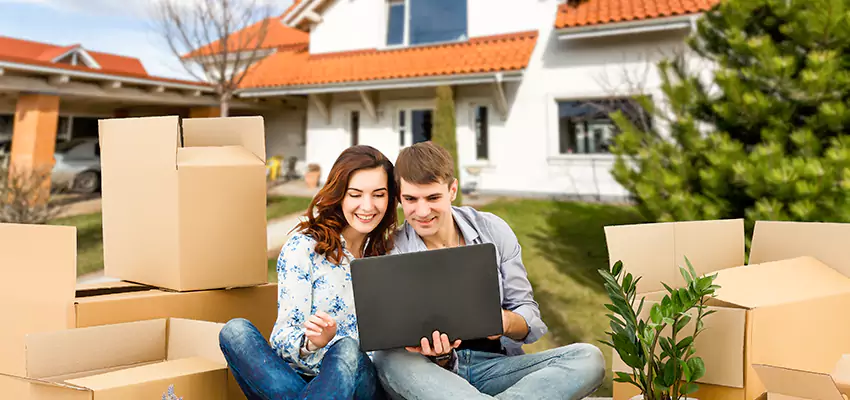 How We Determine Your Sell Townhouse Offer in Plainview, NY?