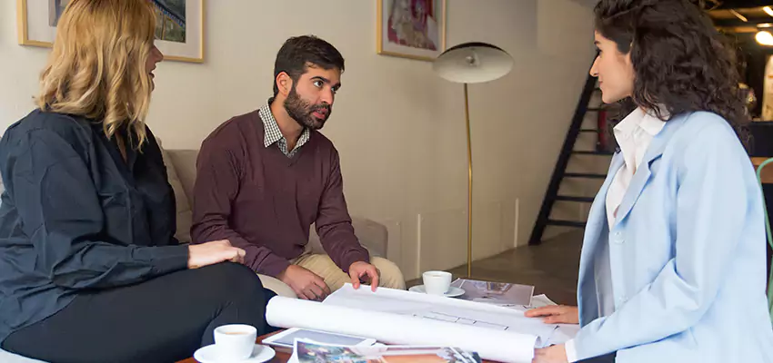 How We Determine Your Trusted Cash Home Buyers Offer in Plainview, New York?