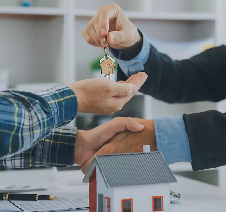 Top-Notch Company to Sell House Without Agent in Plainview, NY